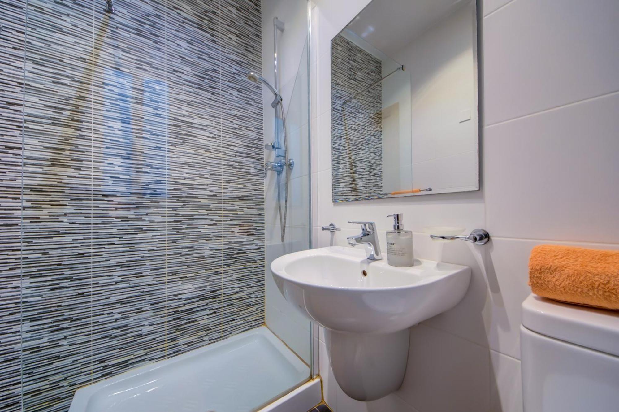 Stylish 2Br Apt With Balconies In St Julians, Paceville - Apt 6 By Vaganza Saint Julian's Exterior photo