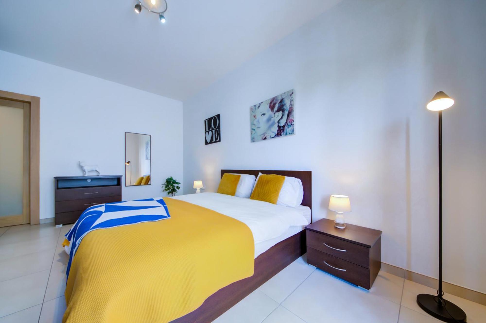 Stylish 2Br Apt With Balconies In St Julians, Paceville - Apt 6 By Vaganza Saint Julian's Exterior photo