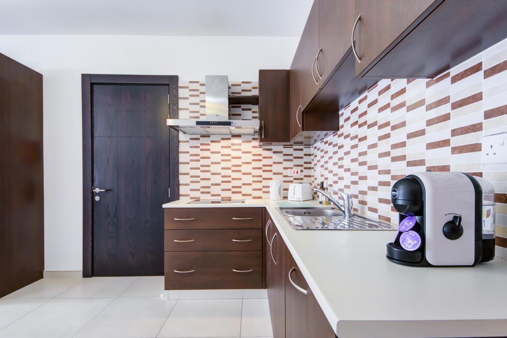 Stylish 2Br Apt With Balconies In St Julians, Paceville - Apt 6 By Vaganza Saint Julian's Exterior photo